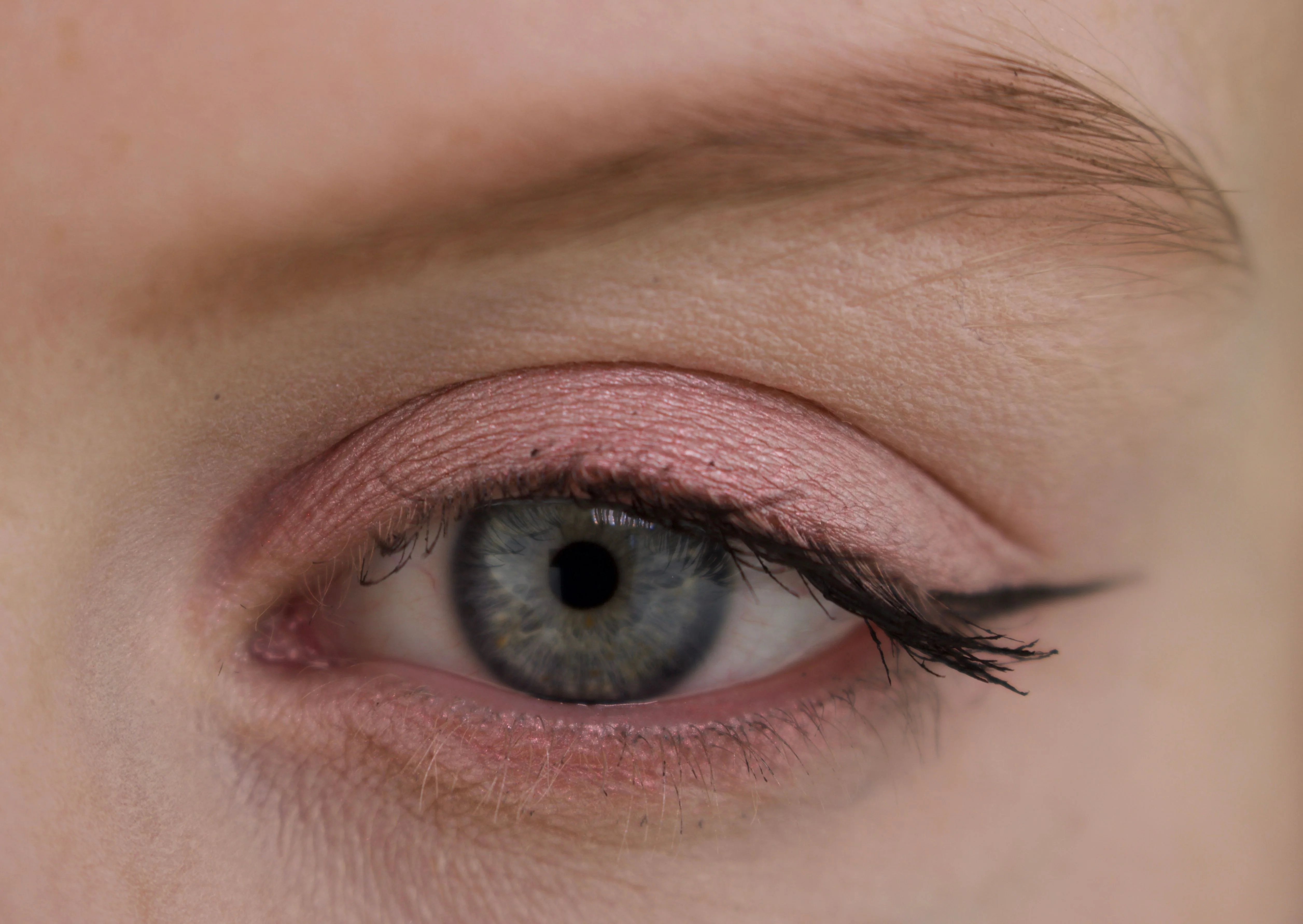 Eyeshadow Belle - Image 4