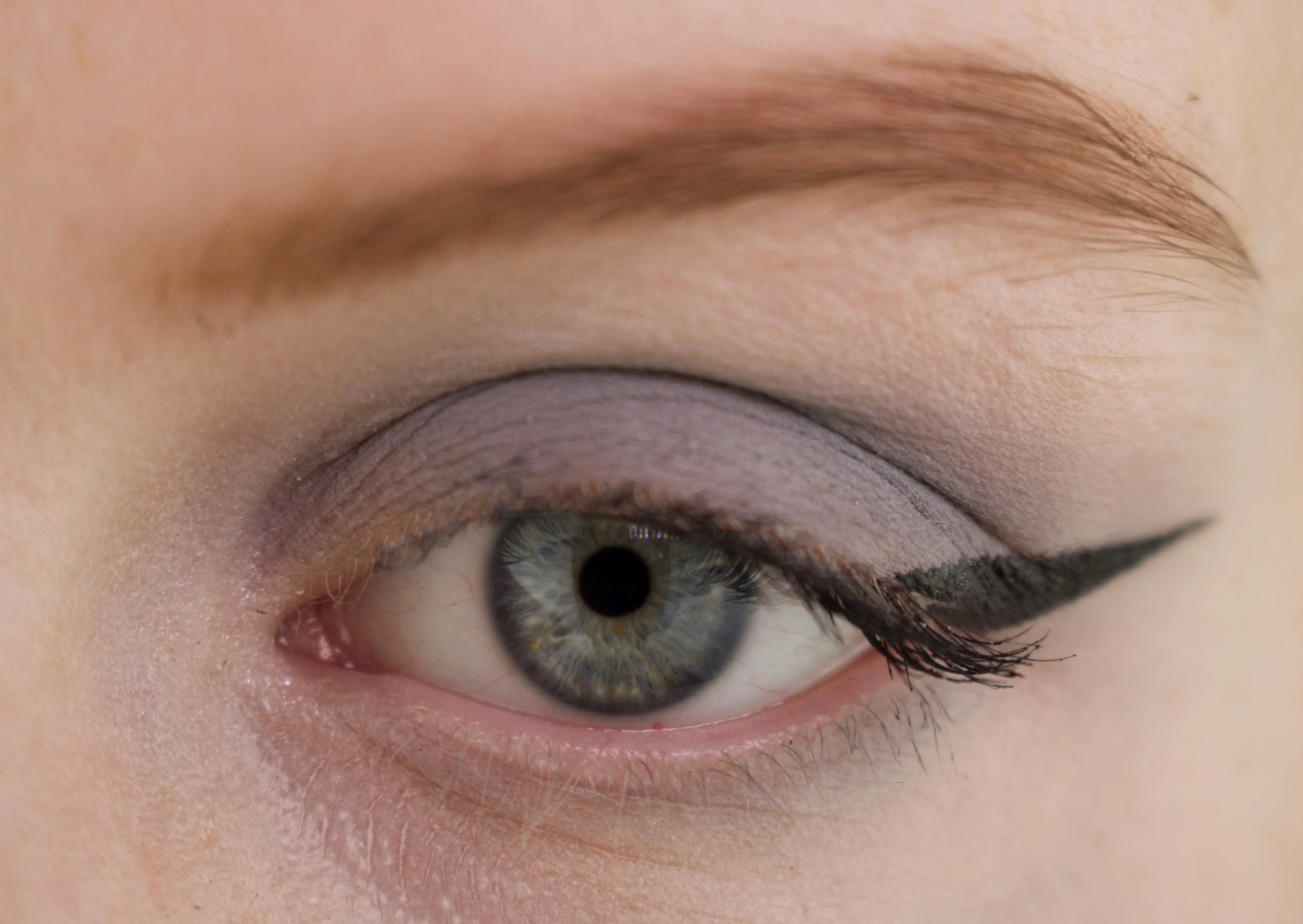 Eyeshadow Matte Mist - Image 3