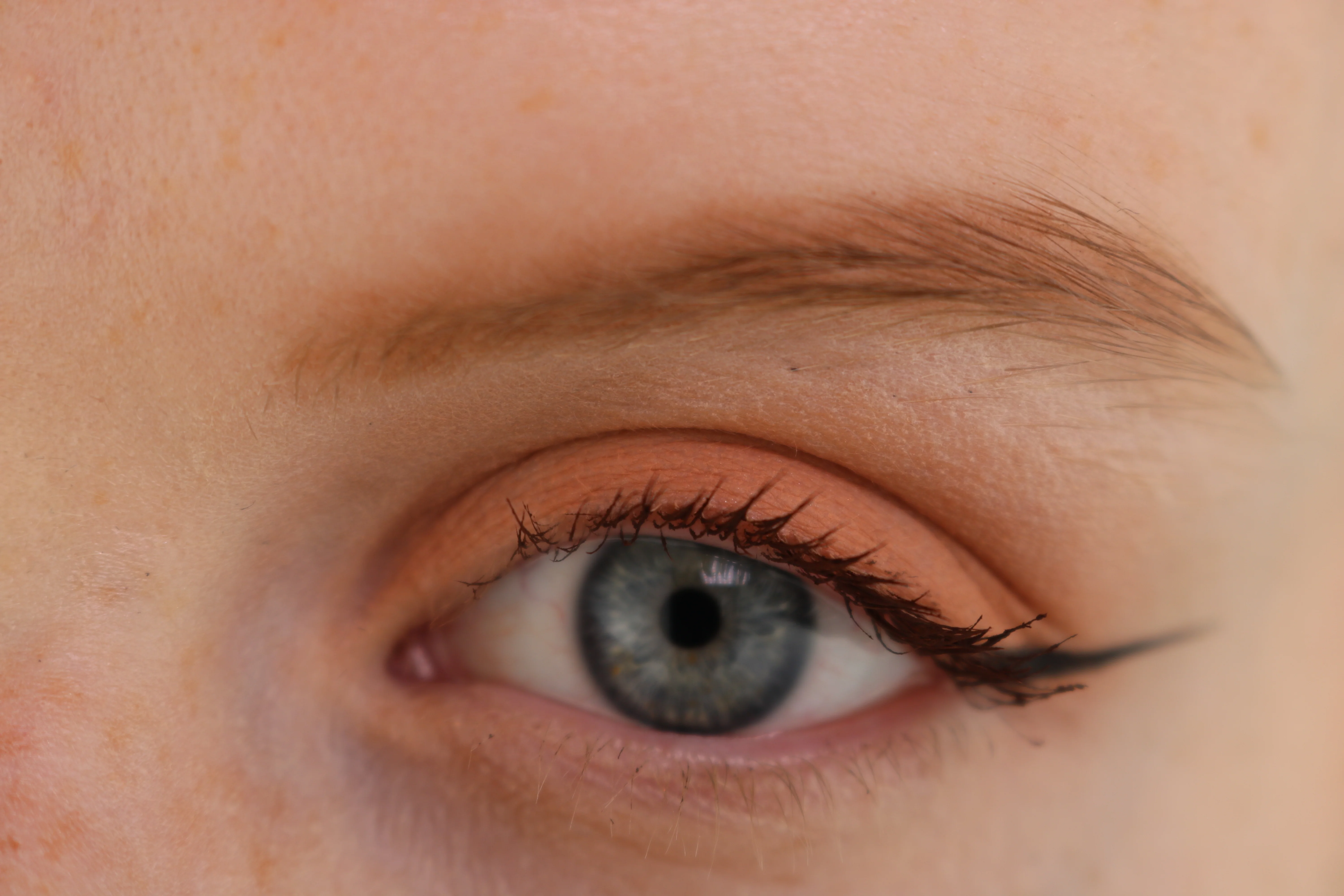 Eyeshadow Matte Peach - Image 3