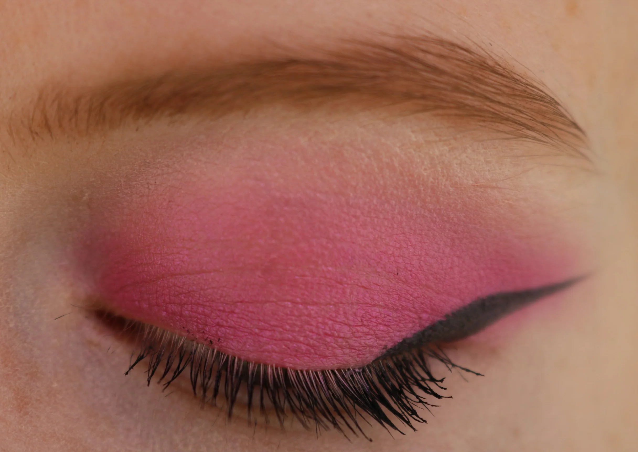 Eyeshadow Shocking Pink - Image 3