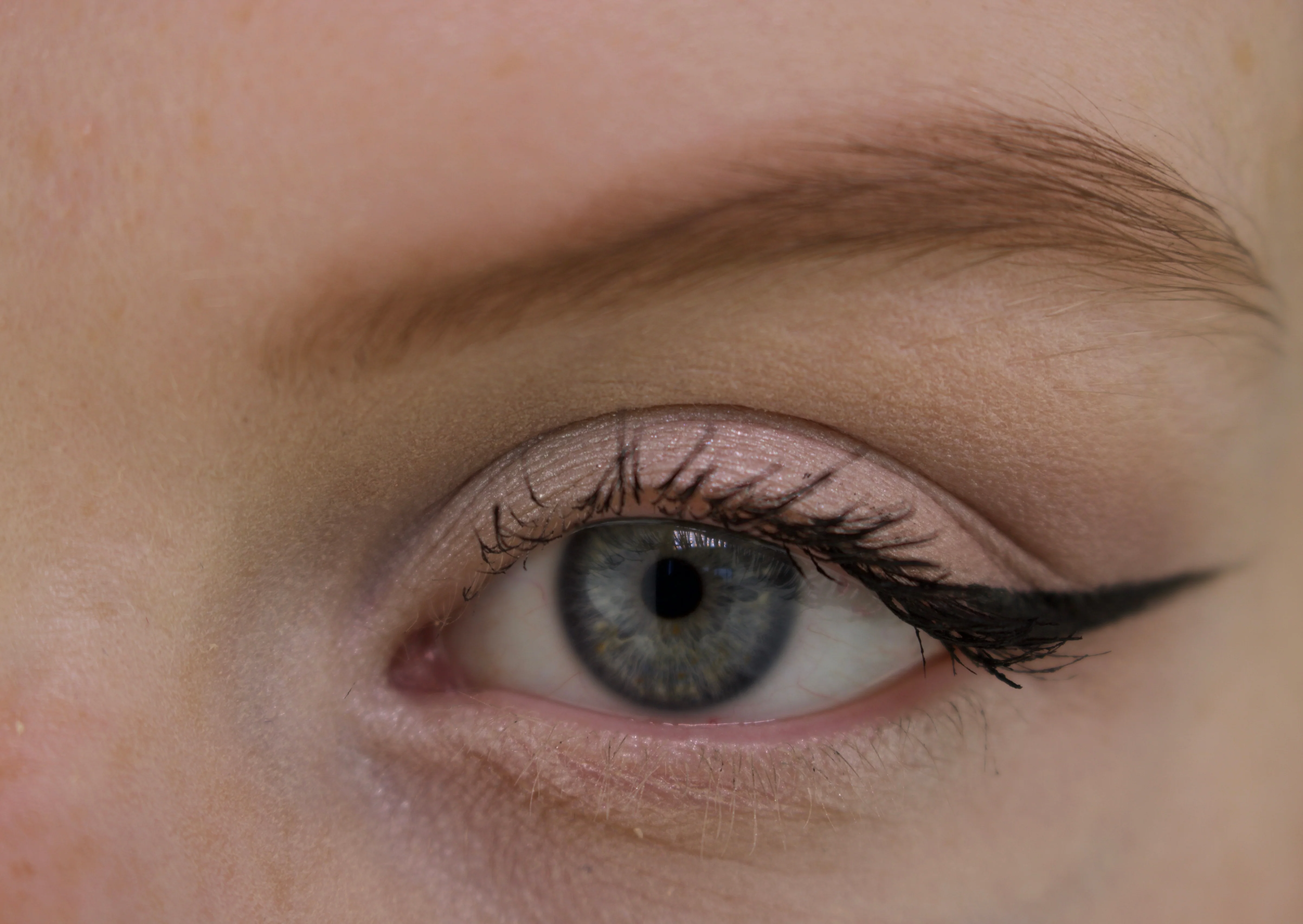 Eyeshadow Stargazing - Image 3