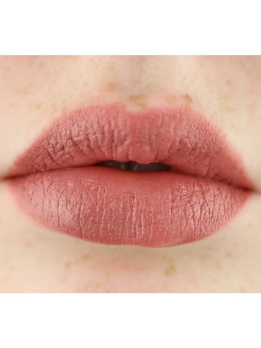 Lipstick 699 Ruby Rosé Sample
